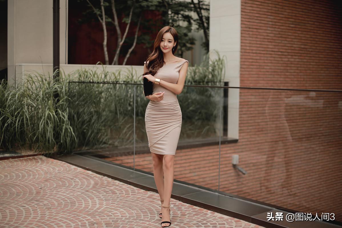Sun Yunzhu light brown strapless hip skirt - iMedia