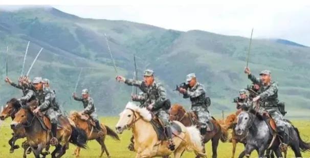 20 People's Liberation Army bravely pursued 200 Indian officers and ...