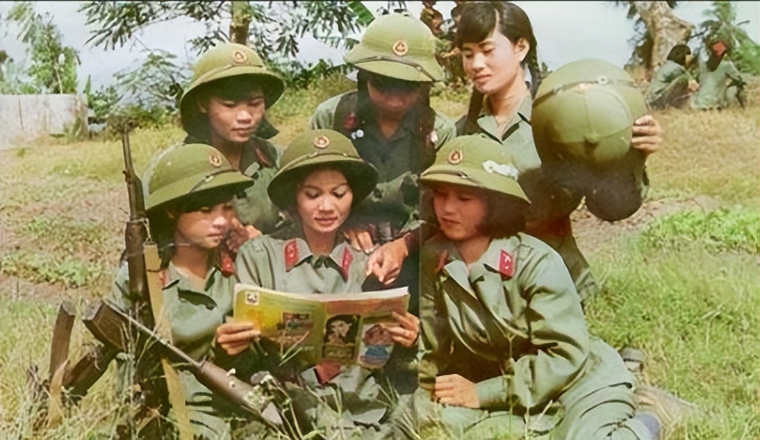 During the Vietnam War, Vietnamese female soldiers would take off their clothes directly when they were captured? What is the reason behind