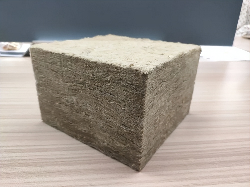 Advantages and disadvantages of thermal insulation rock wool board iNEWS