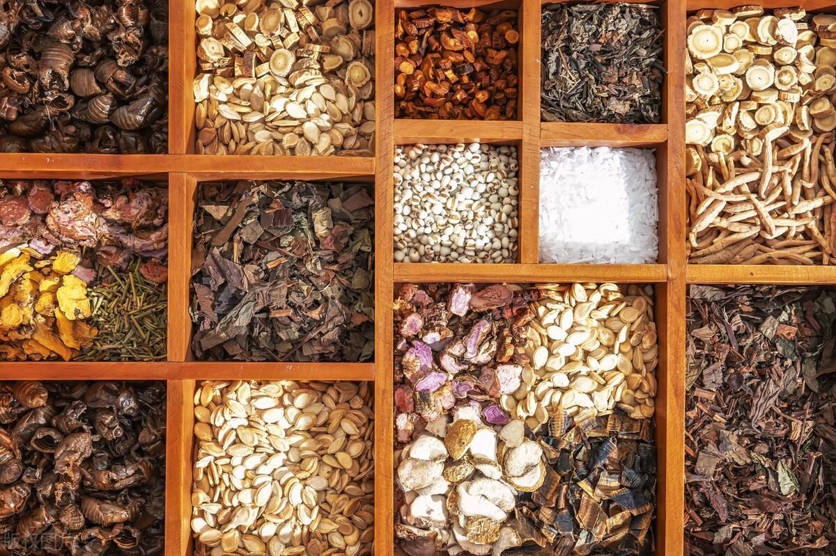 Reducing dampness and resolving phlegm, traditional Chinese medicine, four flavors of