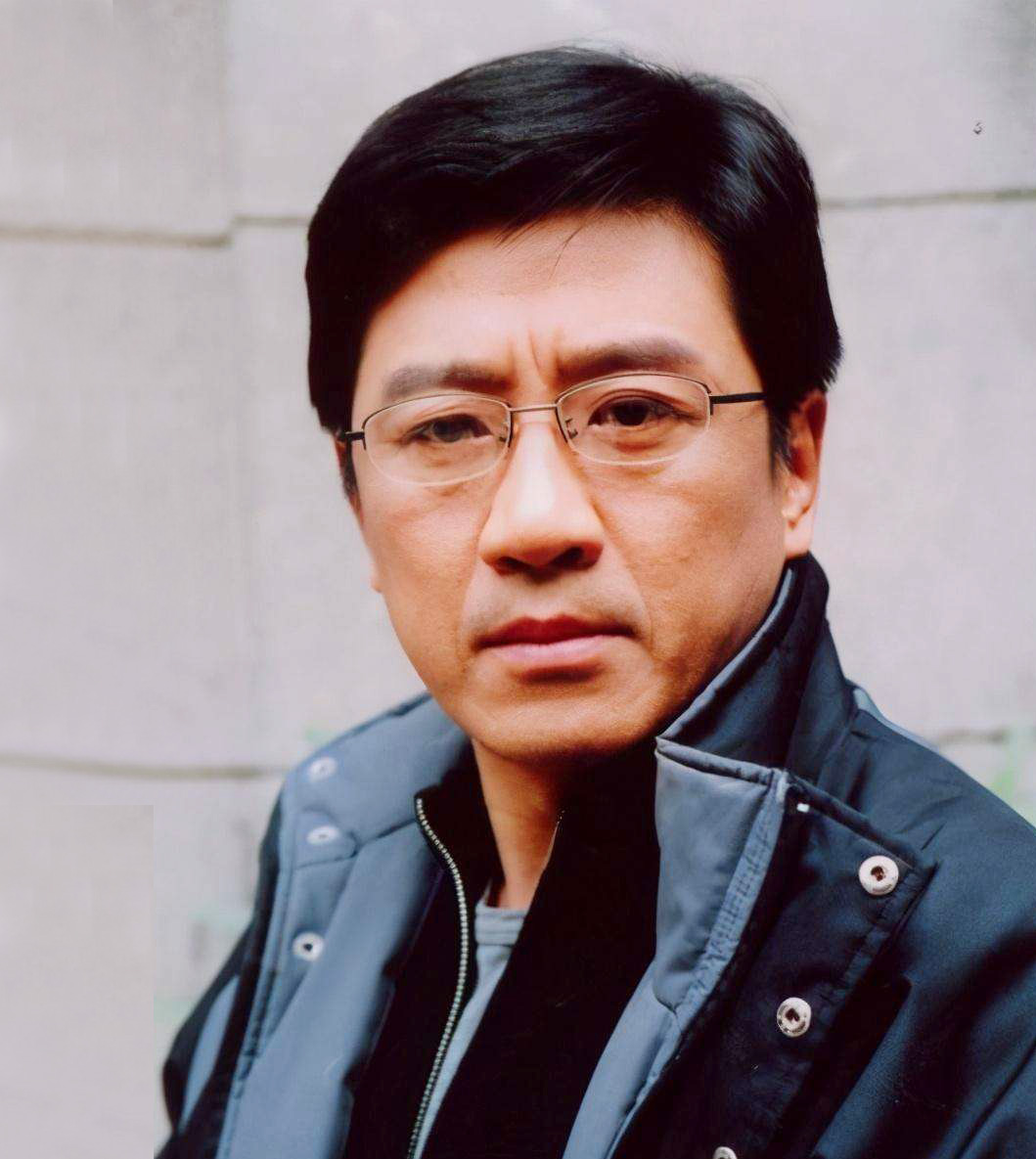 演員丁勇岱：結婚時一無所有，生活中為兒子焦慮，63歲苦盡甘來 - 頭條匯