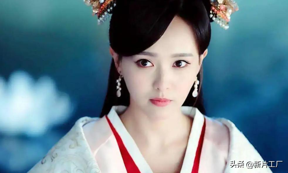 Let 43-year-old Liu Min play the role of mother and 27-year-old Xu Kai ...