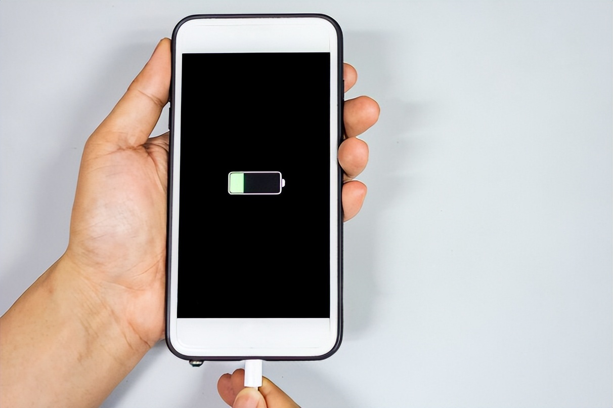 Among the major problems that affect the normal use of mobile phones