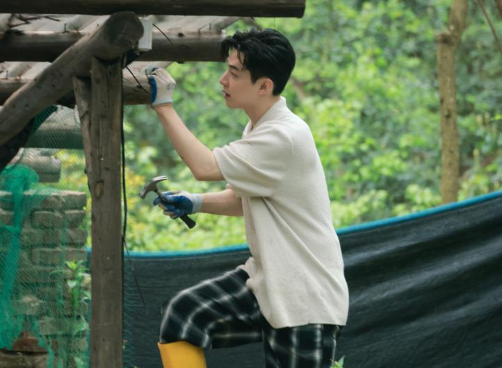 "Longing for Life 7" Liu Xianhua returns, but the small actions of He ...