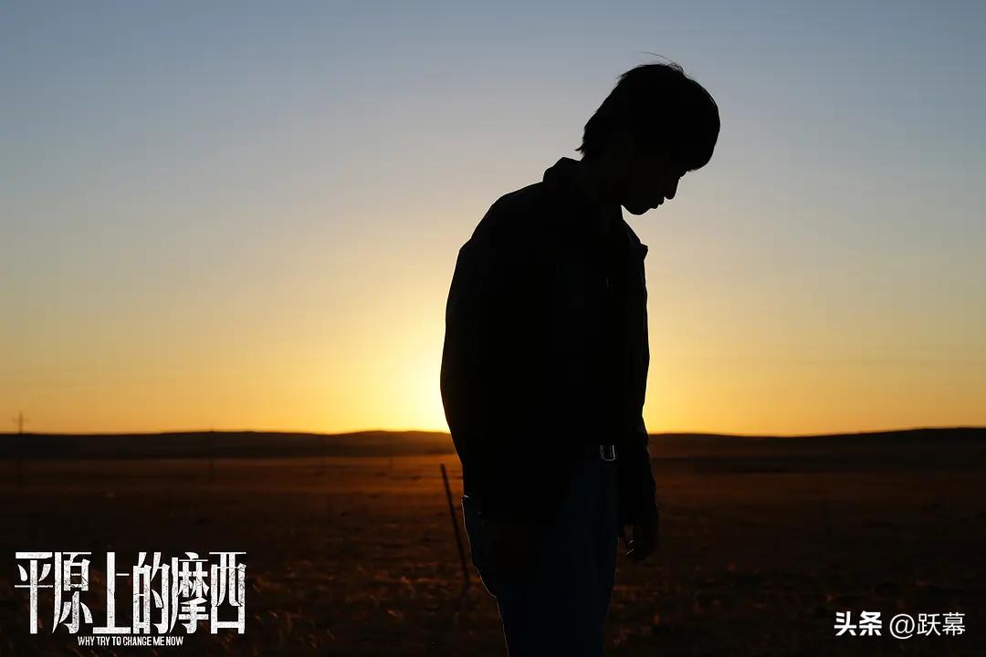 Yu Dong became a "watchman" in the film industry - iNEWS