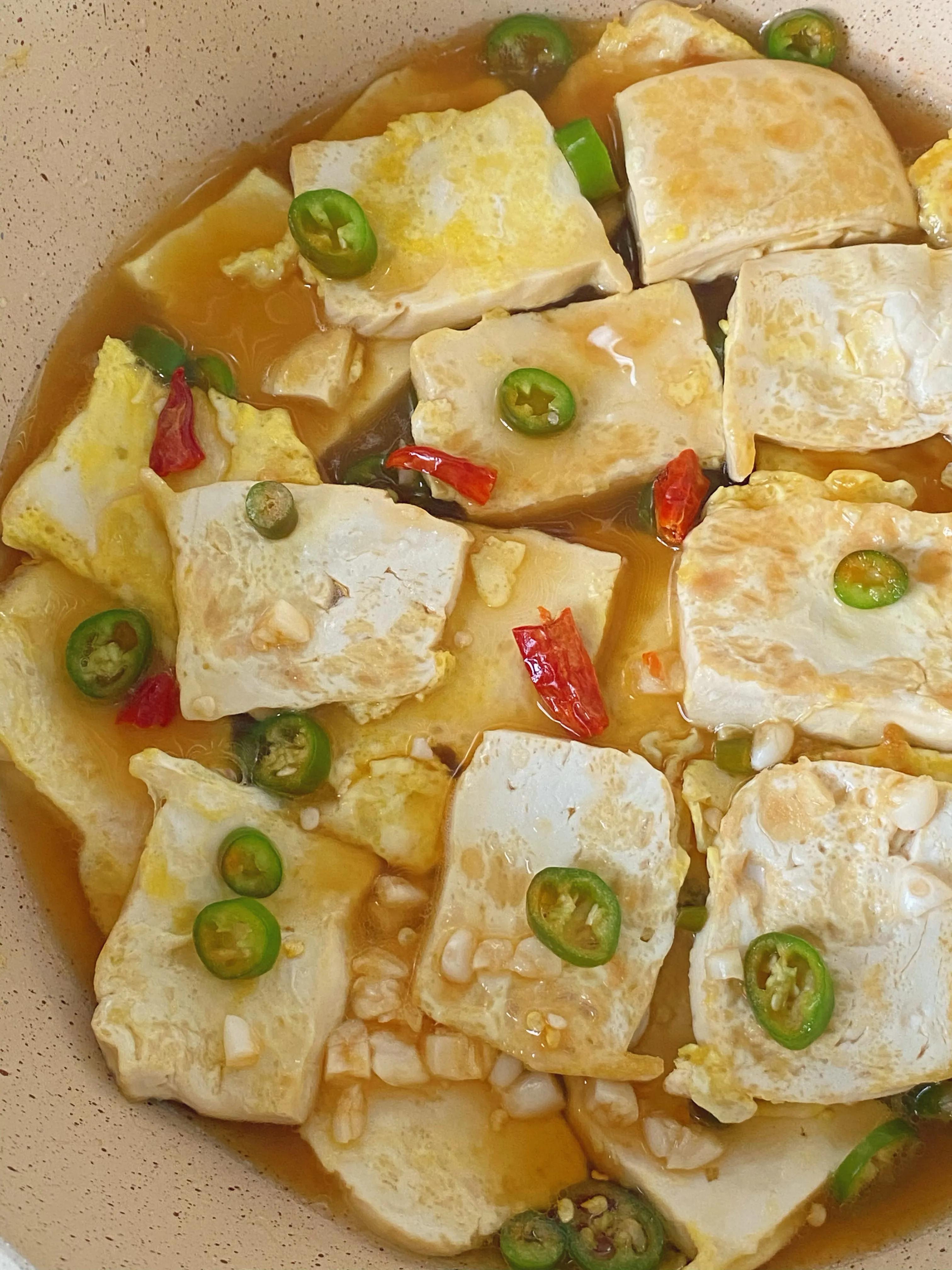 Today's fatreducing meal looks like this Panfried tofu iNEWS