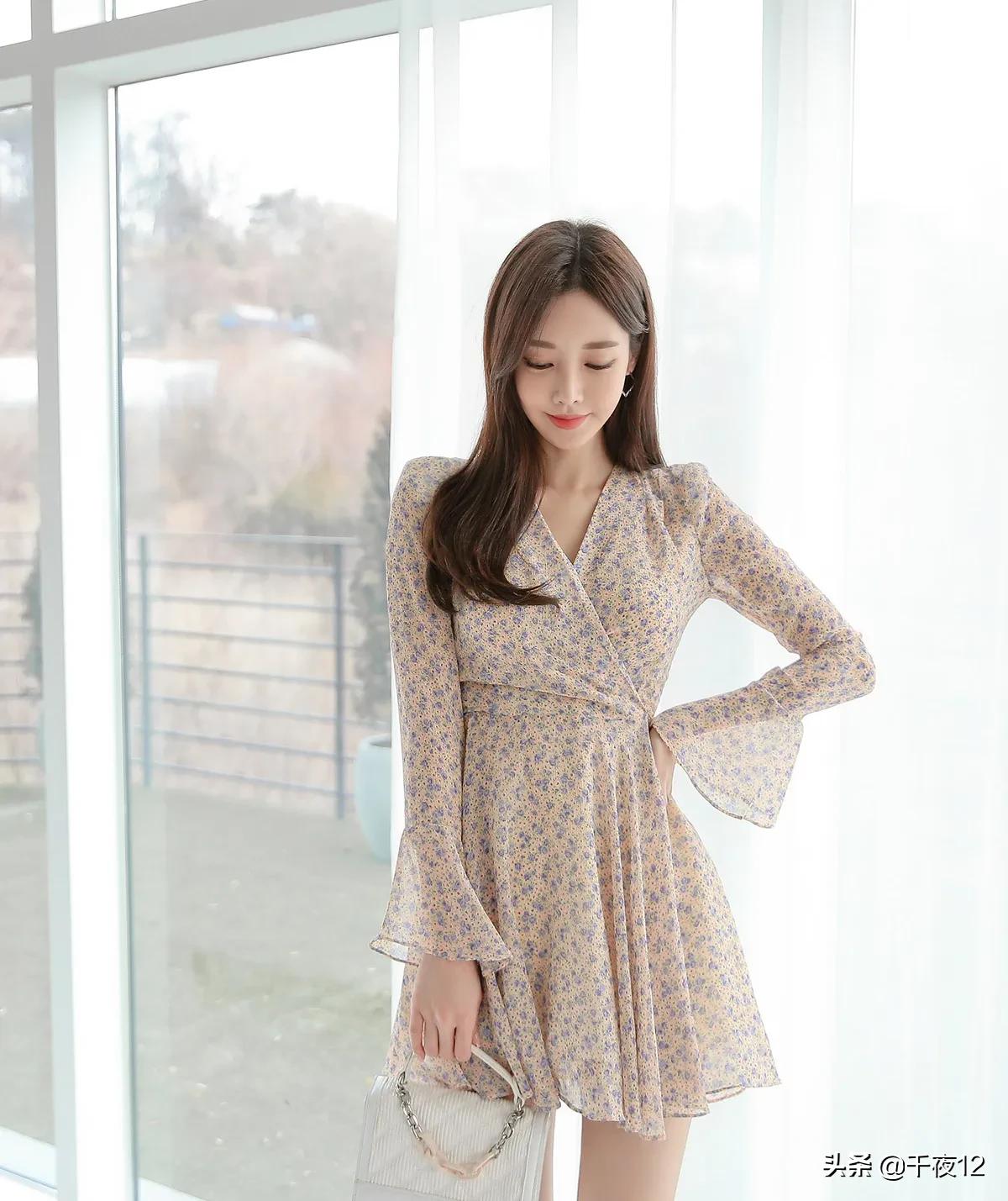 Sun Yunzhu, the Korean goddess, wears a delicate floral dress - iNEWS