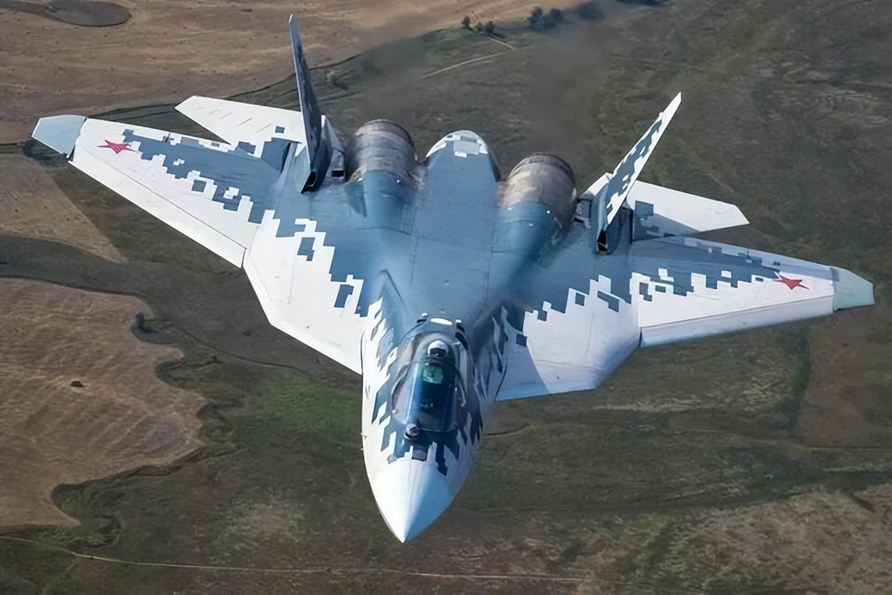 4 at a time!The most advanced Russian fighter jet appeared in the sky ...