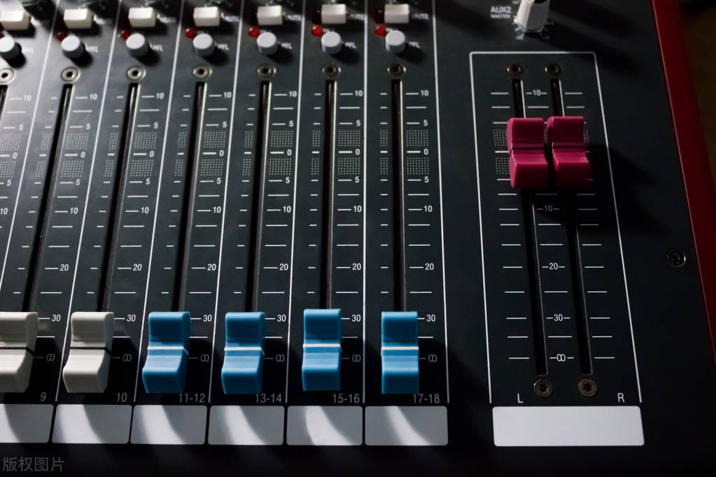 Do you need a mixer for singing at home? It's easy to understand iMedia