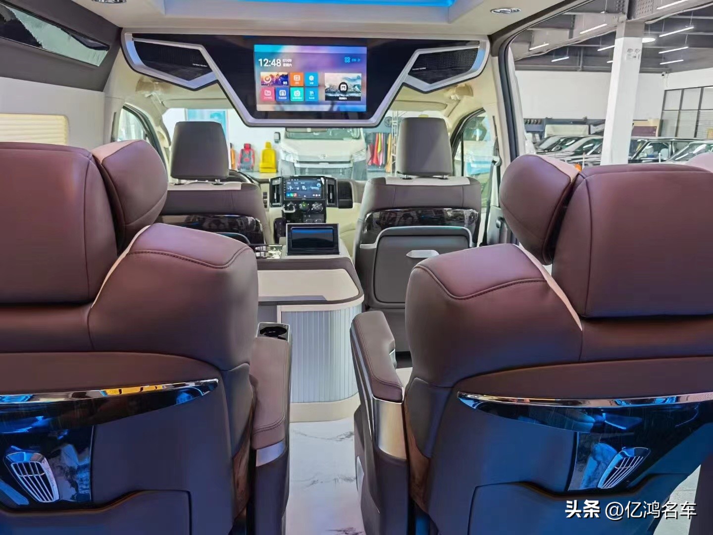 How to use a car to solve the travel problem of a family? - iMedia