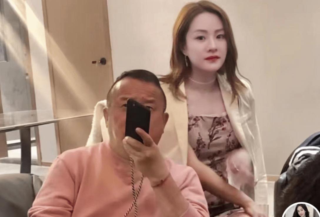 Zeng Zhiwei and the rich woman and beautiful woman met in private, half ...