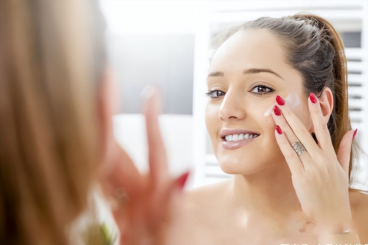 "Universal" Vitamin E Antiaging when taken orally, and can fade spots