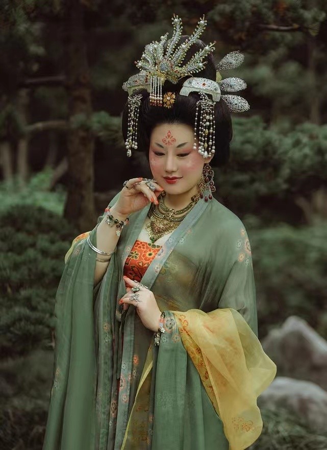 Interpretation of the expressive power of eyes in Chinese classical