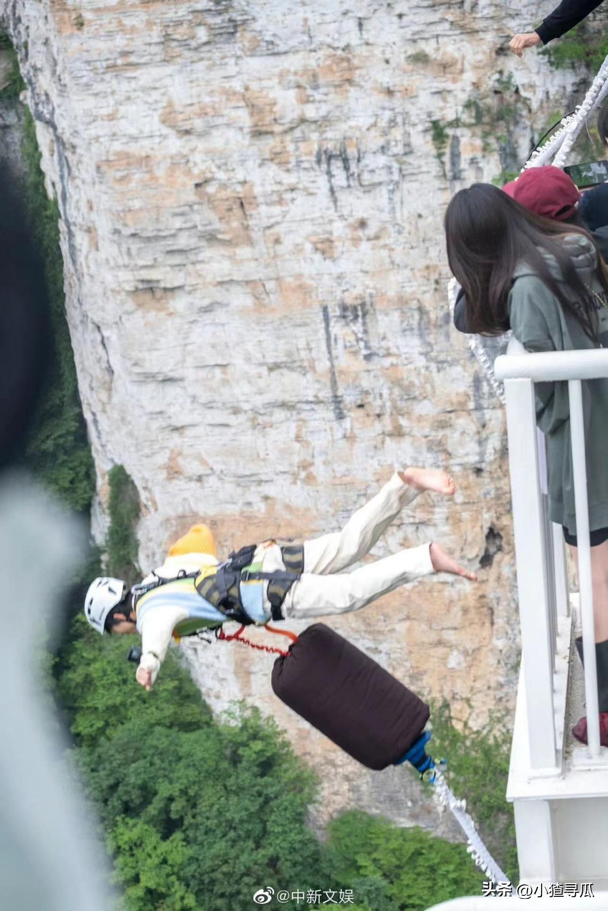Han Dongjun bungee jumping comedian - iNEWS