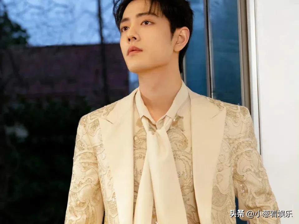 Xiao Zhan choked up and recalled the director of "Menghai"! Xiao Zhan's