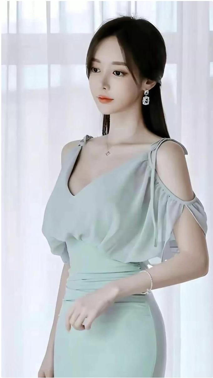 Sun Yunzhu——beauty with perfect body - iNEWS