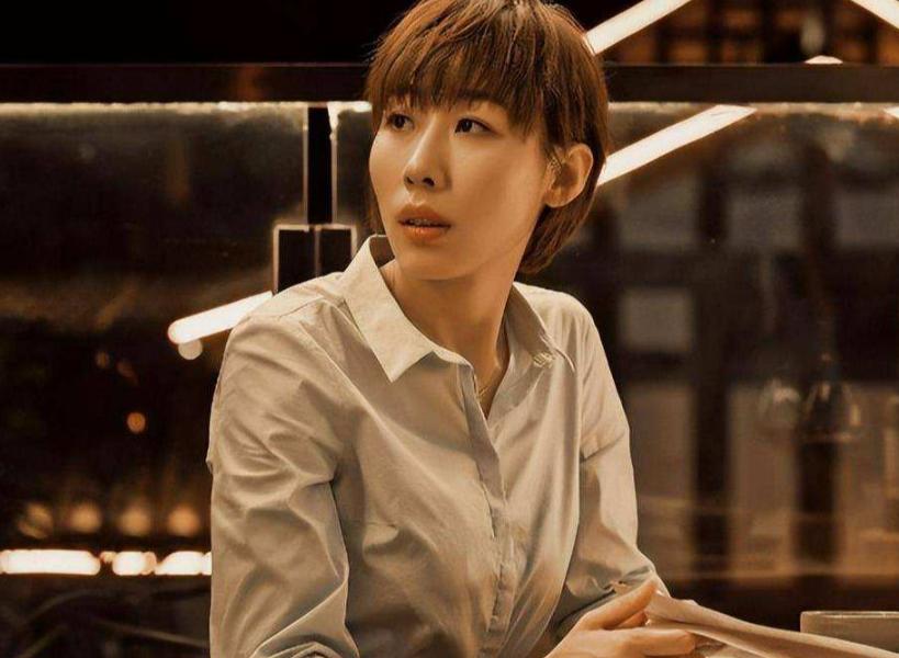 Jiang Wenli's buck teeth, Andy Lau's body odor, and Liu Ye's chicken