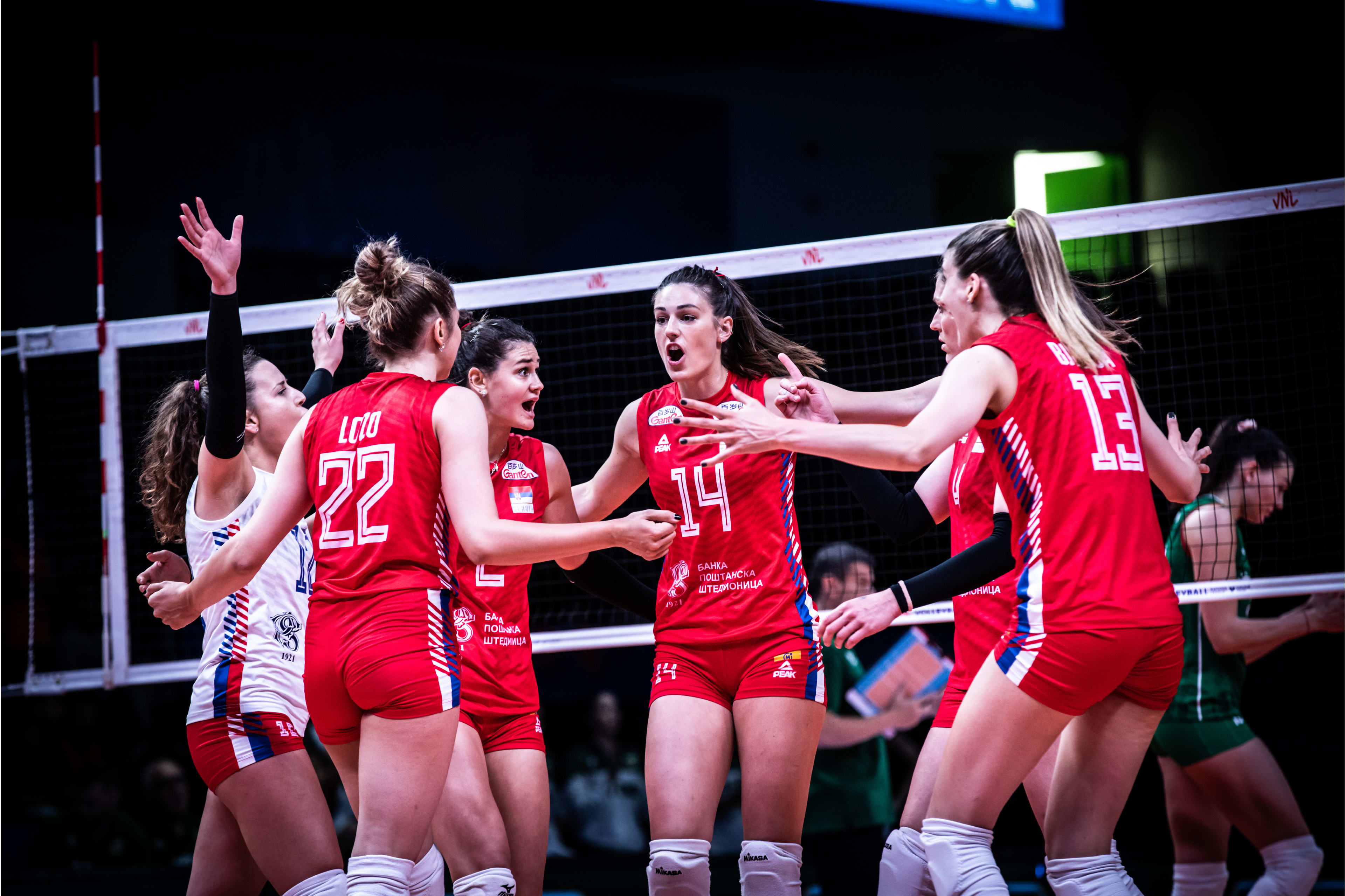 The world champion stops in time!Serbian women's volleyball team beat