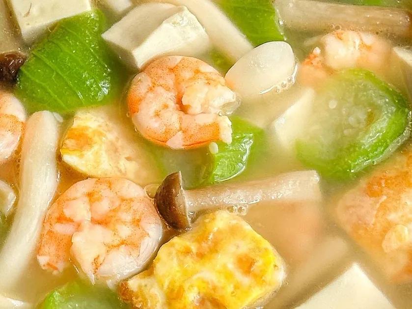 These eight soups are suitable for drinking in summer. They are ...