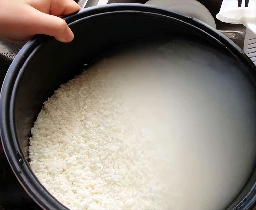 How many times does rice have to be washed before it can be cooked? It