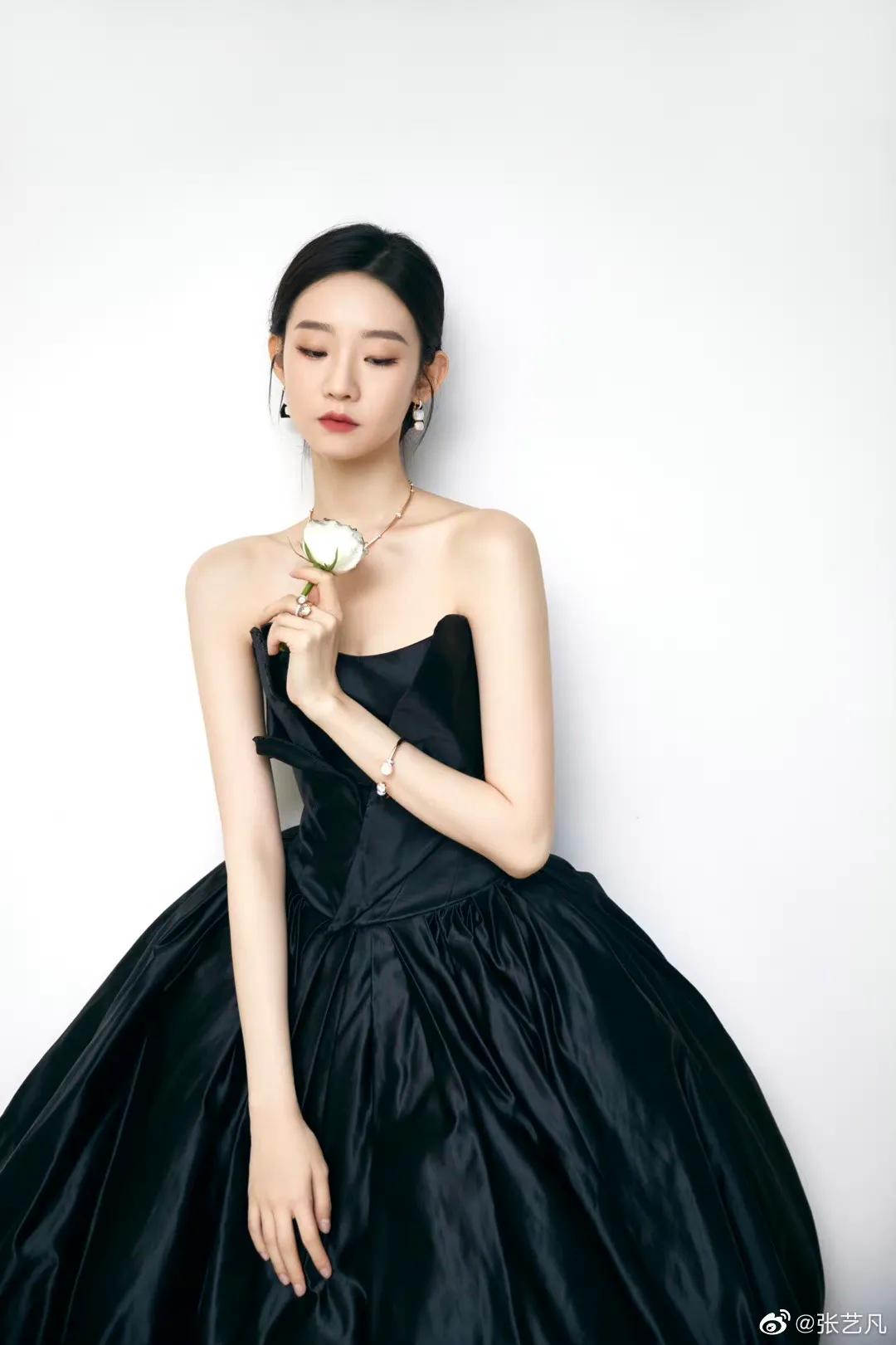 Zhang Yifan's beautiful picture - iNEWS