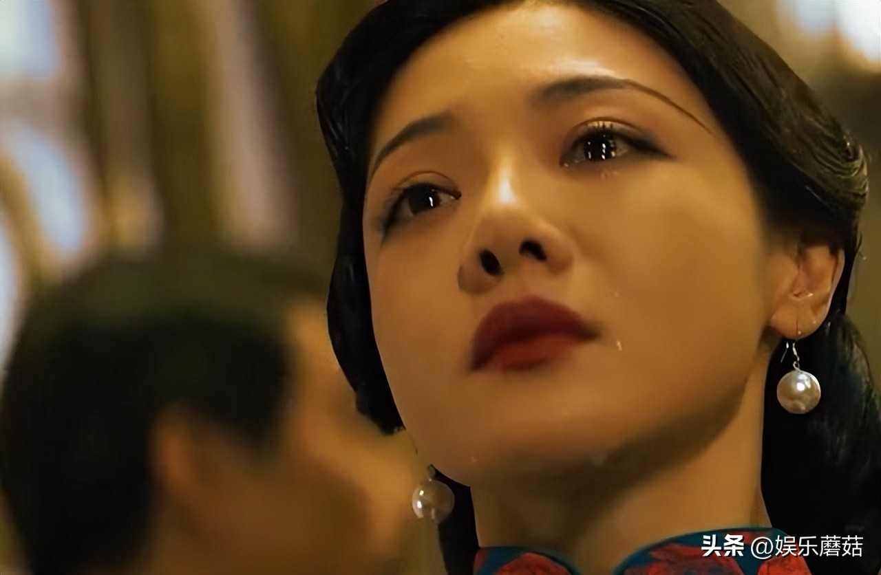 Isn't crying scenes necessary for actors? When Deng Jiajia cried and ...