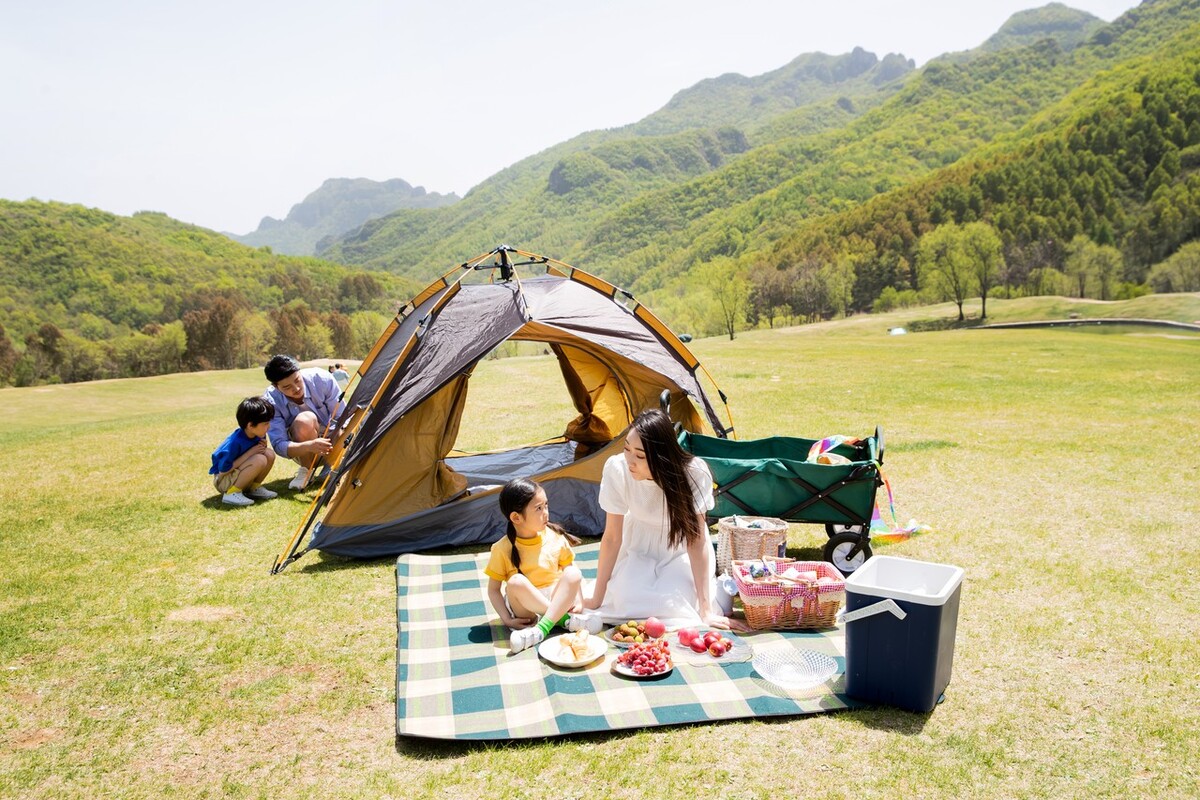 Spring Outlings These essential things for spring outings will help novices solve ...