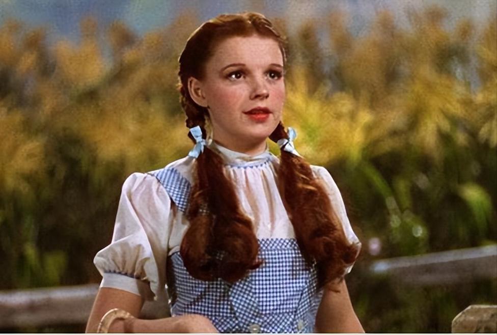 The Wizard of Oz movie: The film's unique shooting technique reflects ...