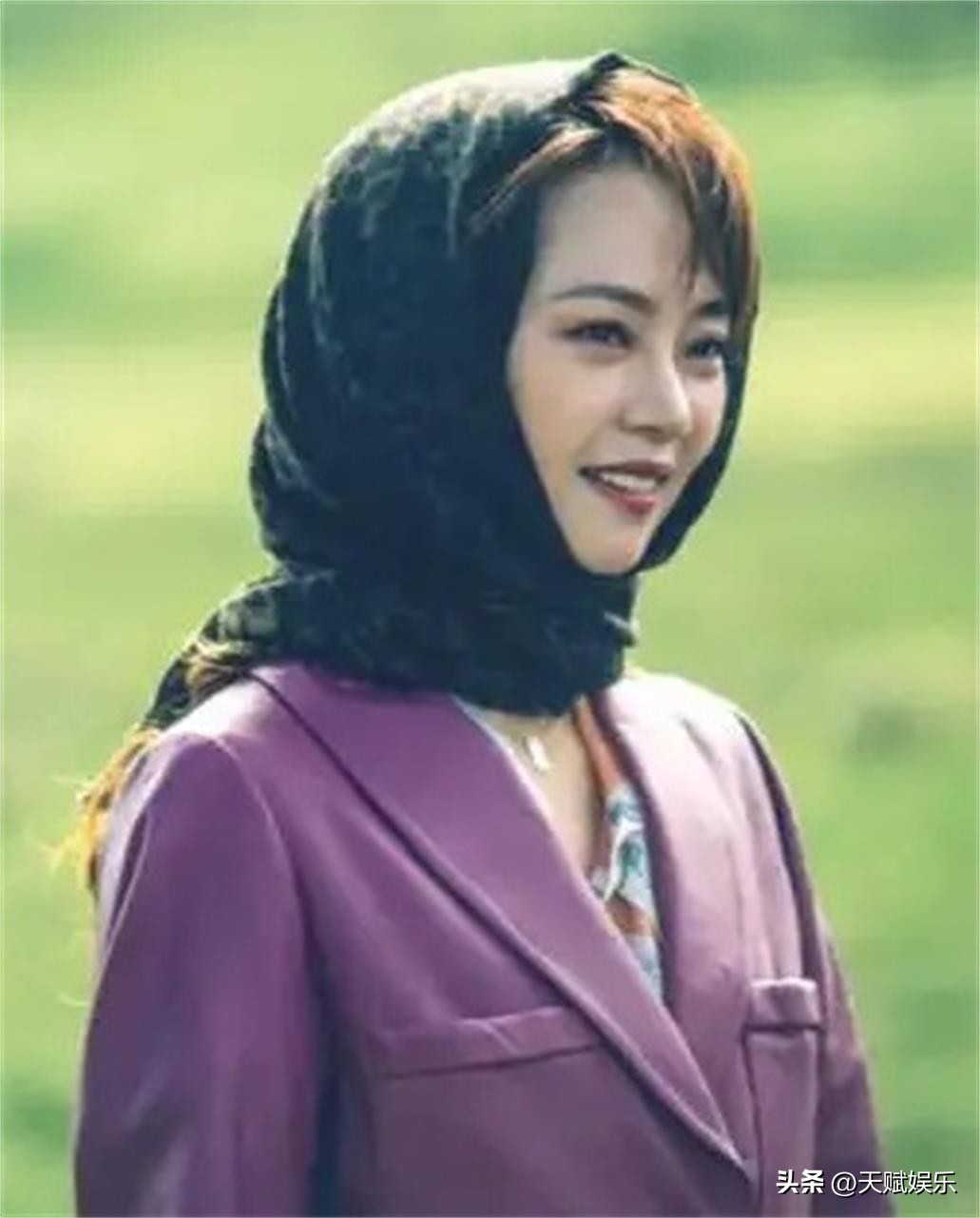A beautiful photo of film and television actress Yang Qiong in the 38 ...