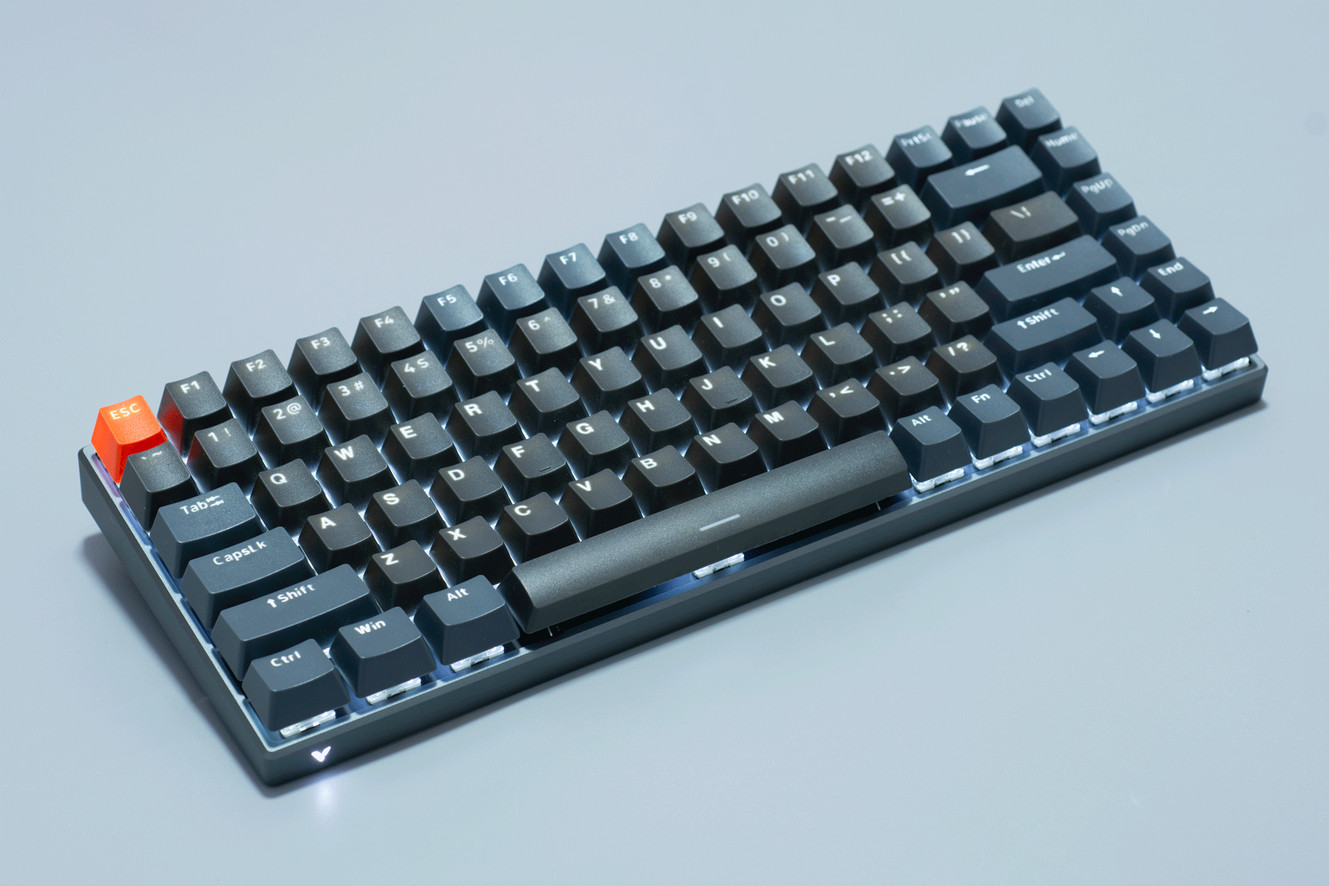 The compact shape does not occupy a lot of space, and the Rapoo V7008A