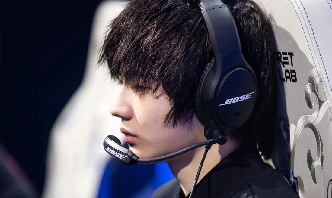 Liu Qingsong is on the hot search!The former coach of V5 sued FPX ...