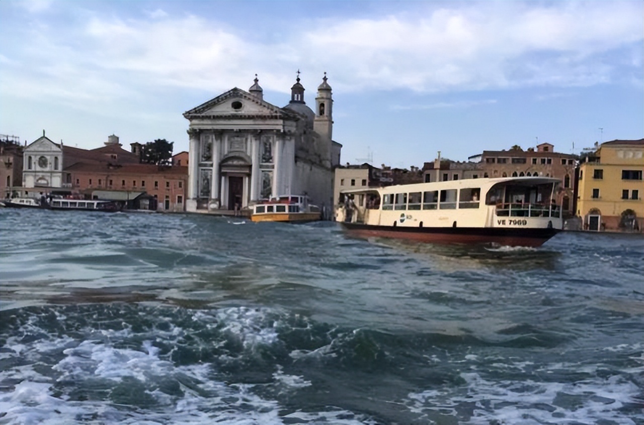 On the Secret Service in the Renaissance An Intelligence