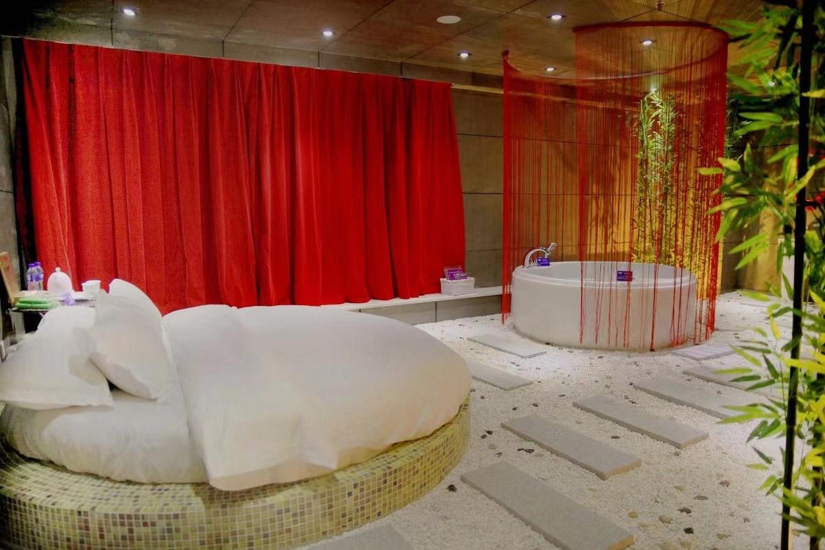 "Waterbed" quietly became popular in hotels, more and more young people