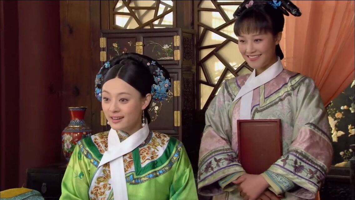 After Yunli hugged Zhen Huan, she turned around and said a love word to ...