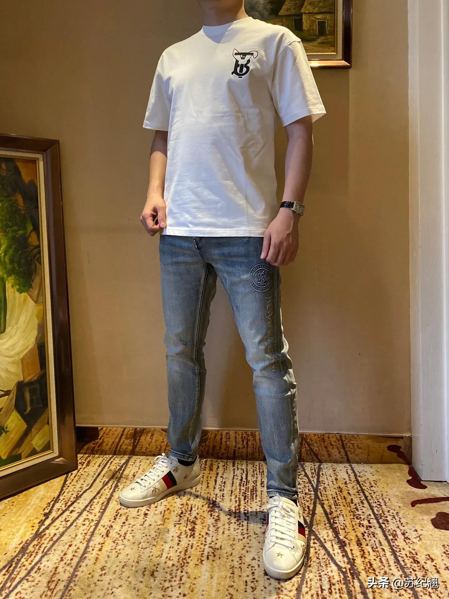 The basic style is well worn, highend and stylish iMedia