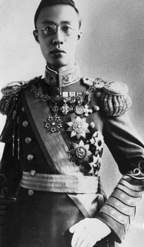 Wall Rong Wan Rong: The queen that Puyi had chosen by hand, who had an affair ...