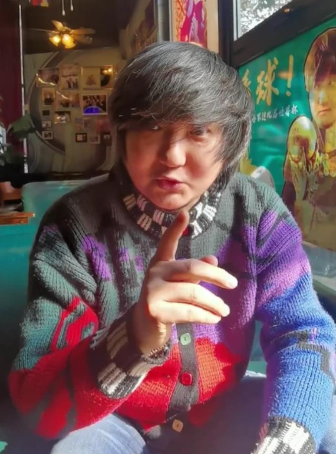 Actor Wang Dazhi made a rare appearance, plain and low-key appeared in ...