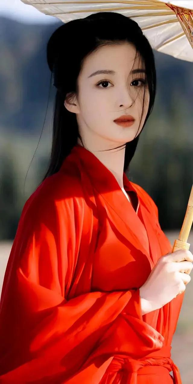 Wang Churan: Exquisite appearance, classic atmosphere - iMedia