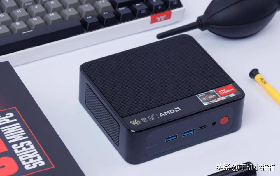 Challenge the traditional computer mainframe, palm-sized and priced at ...