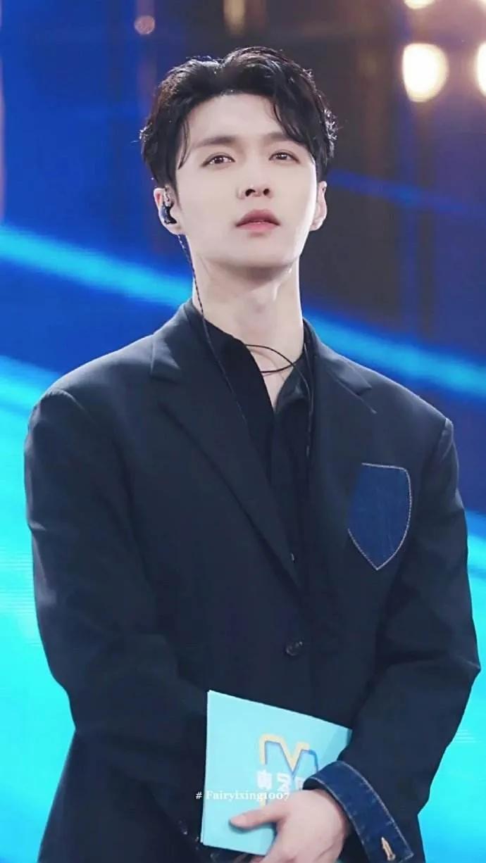 Zhang Yixing, please don't make useless efforts iNEWS