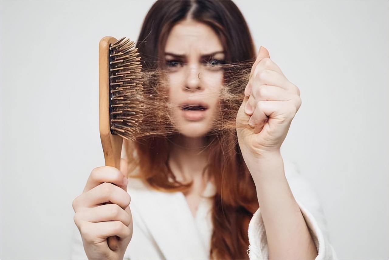 Wash your hair every day, do you really wash it right? There's a reason