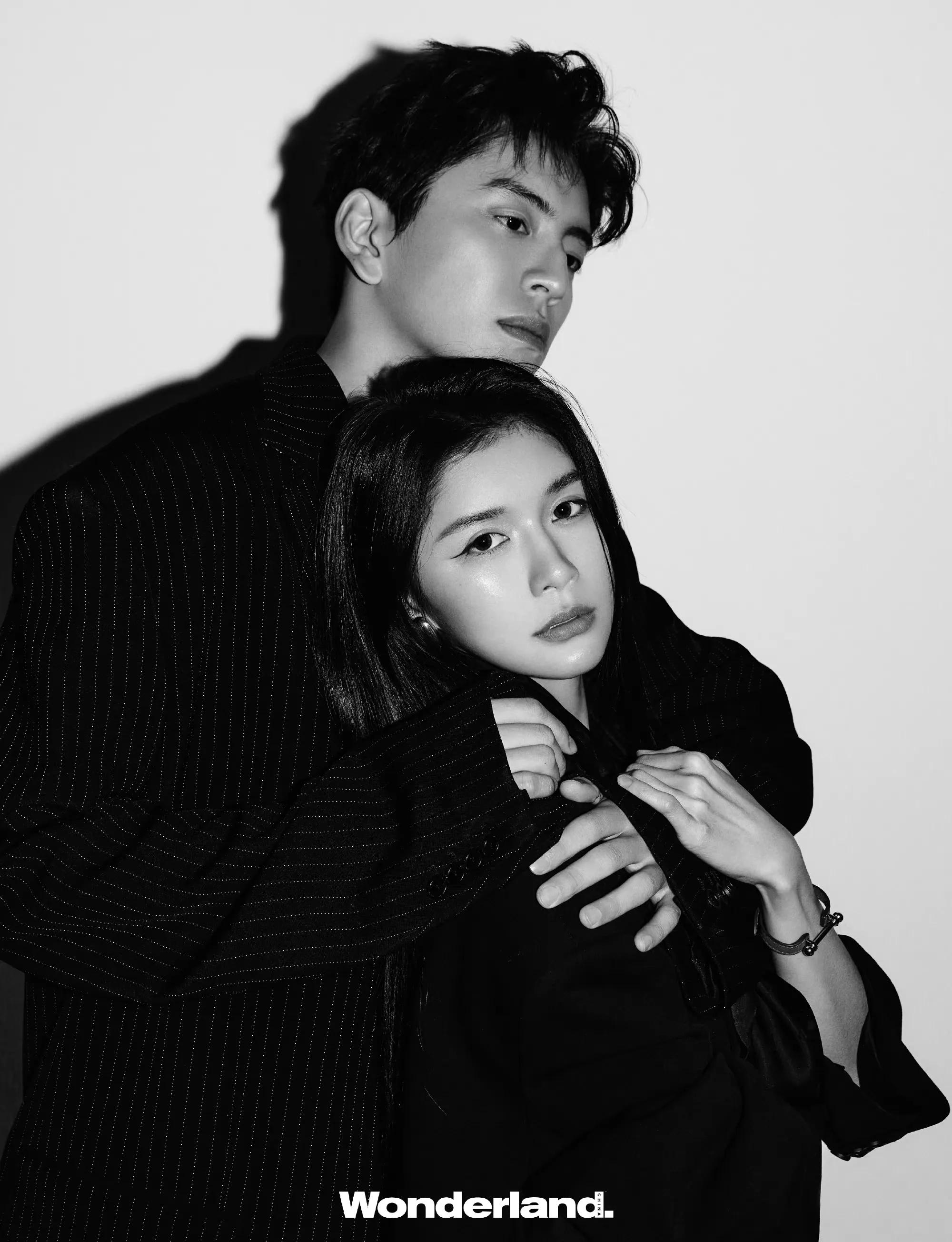 Dalu Wang and Cai Zhuoyi's couple have a large photo shoot, their eyes ...