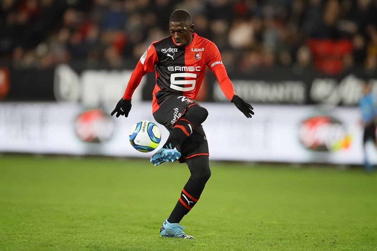 French media:Dortmund, Frankfurt are eyeing Rennes right-back Hamari ...