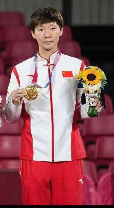 Bright Table Tennis Star - Wang Manyu