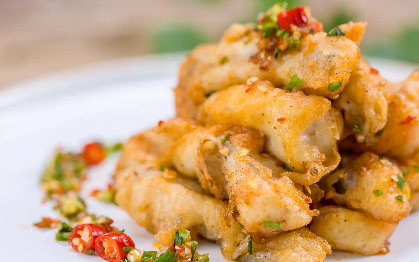 Teach you to make homestyle salt and pepper ninebellied fish, which