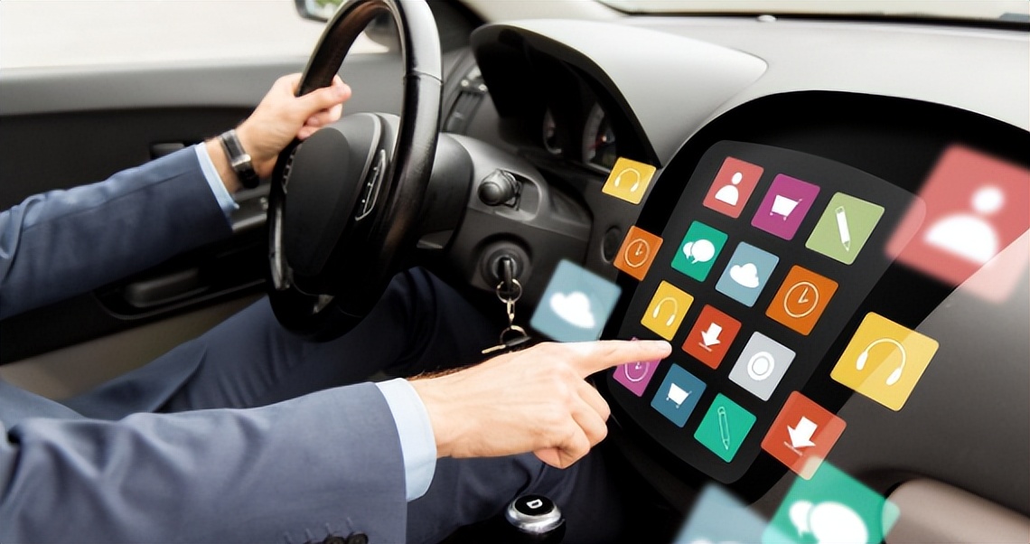 How does car GPS navigation work and why it can achieve realtime