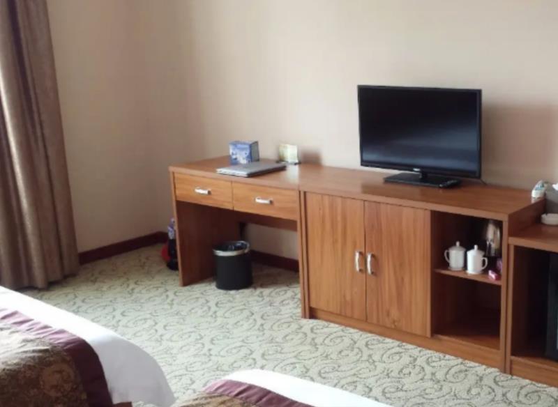 How much does it cost to live in North Korea for a month? don't be