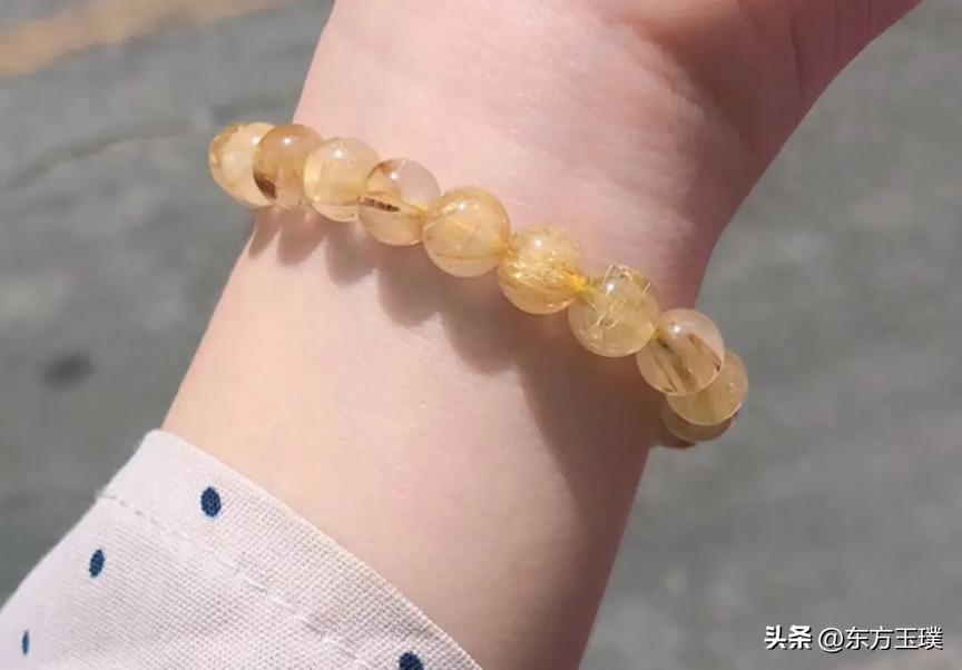 What are hair crystals?There are so many benefits to wearing hair