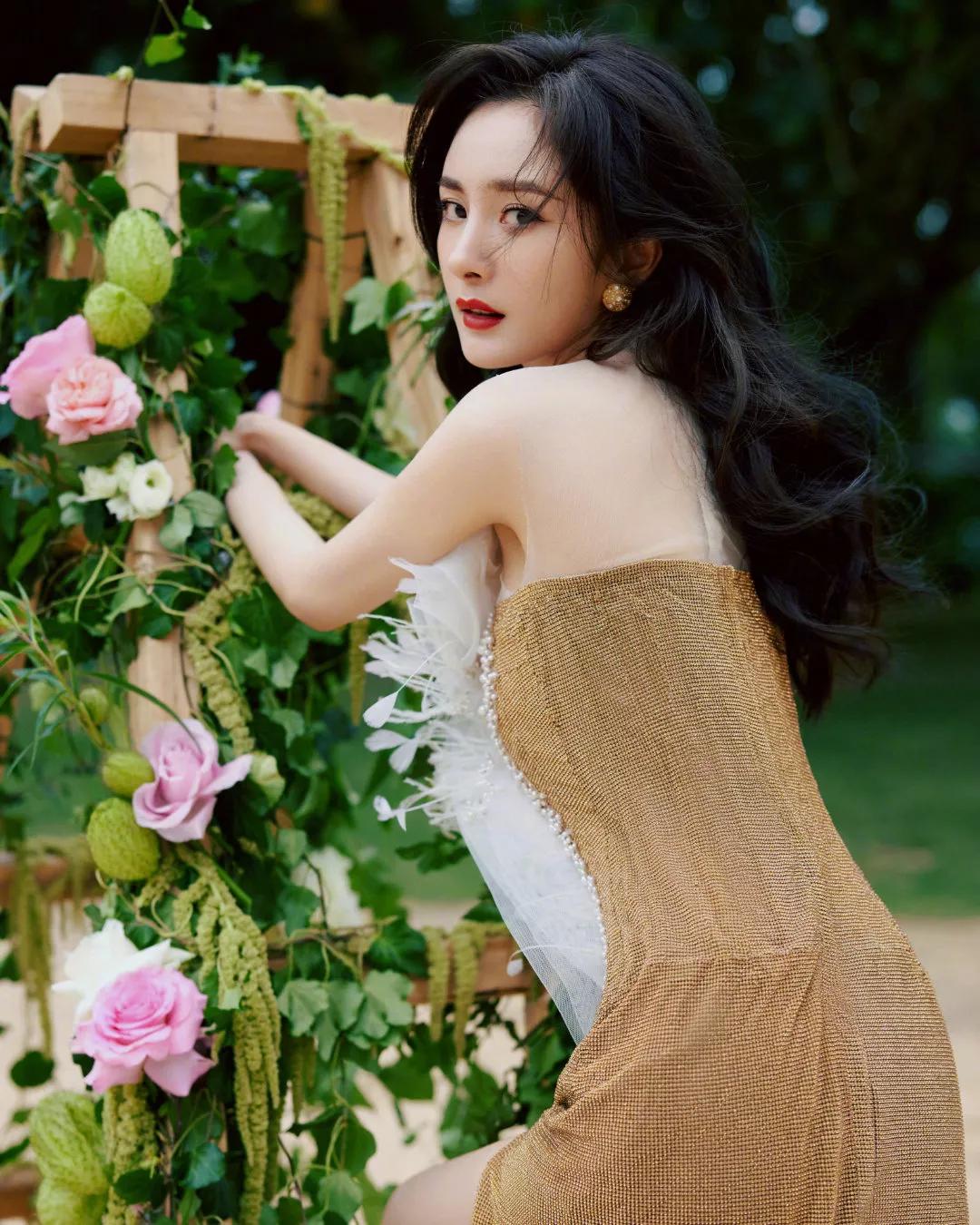 The most beautiful and sexy Yang Mi in the world - iMedia